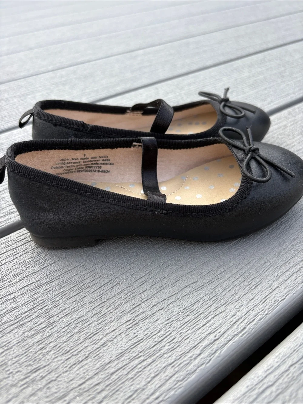 Girls' Black Maryjane Ballet Flats with Bow and Elastic Strap